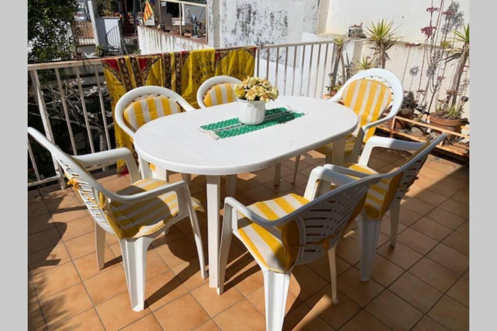Calella Playa Apartment Exterior photo